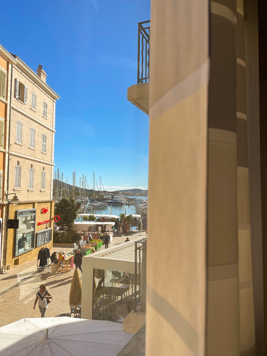 T2 sur le port de Sanary-sur-Mer avec garage